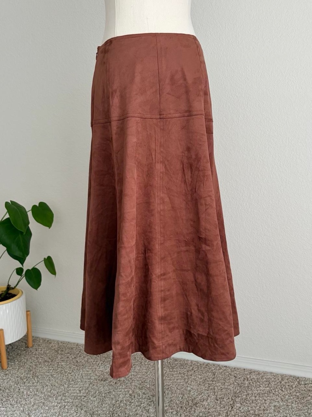 Jacquie The Label Faux Suede Lace-Up Midi Skirt - Picture 4 of 8